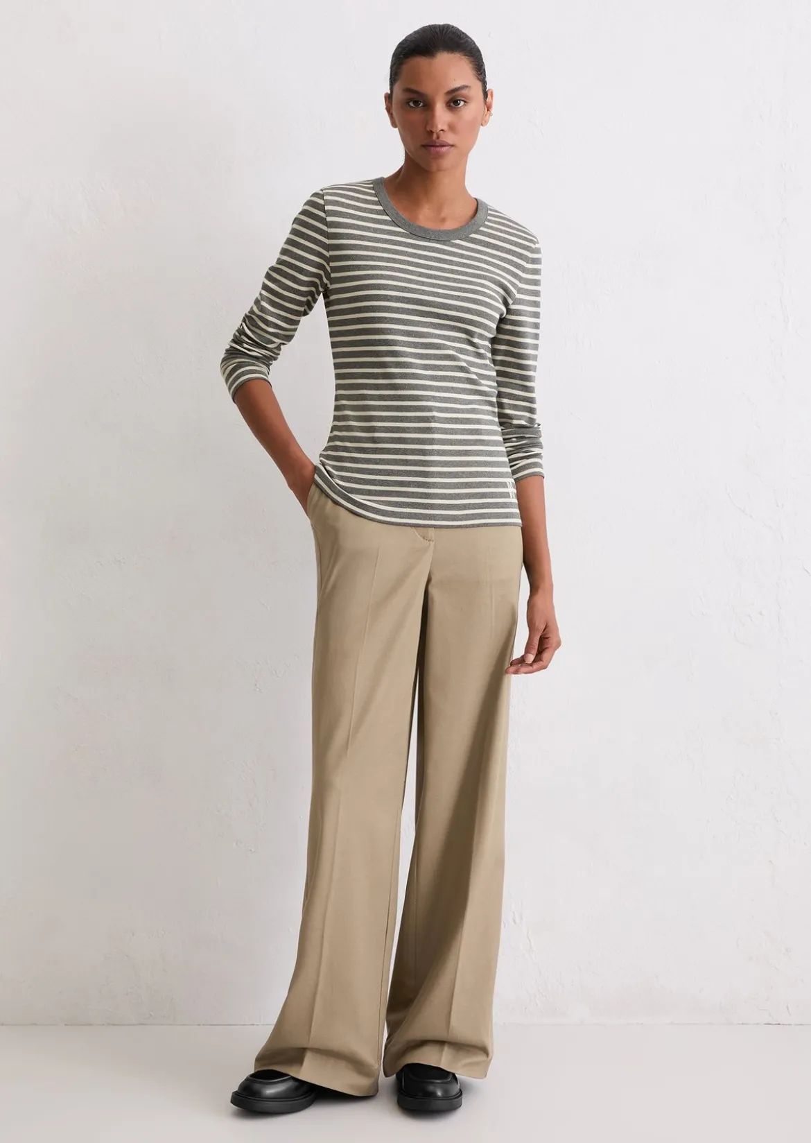 Gestreiftes Longsleeve regular aus reiner Bio-Baumwolle