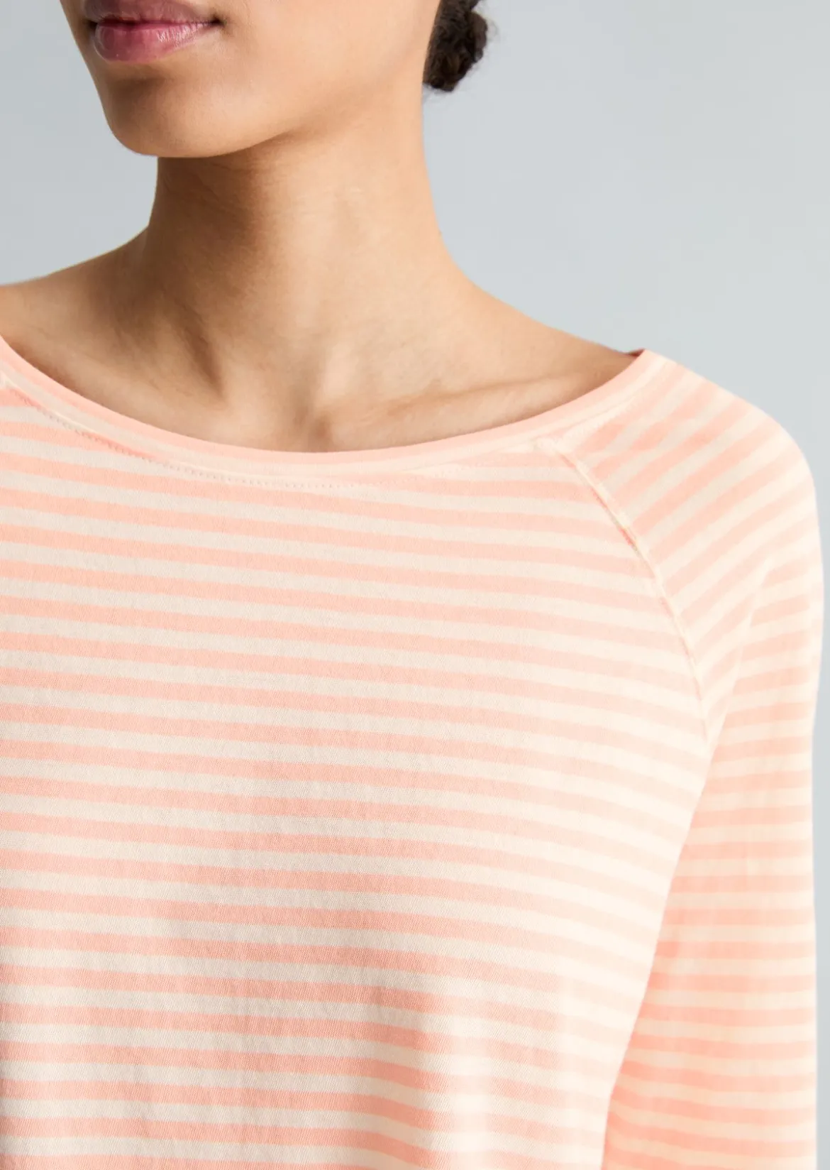 Gestreiftes Longsleeve relaxed aus Loose Knit Jersey