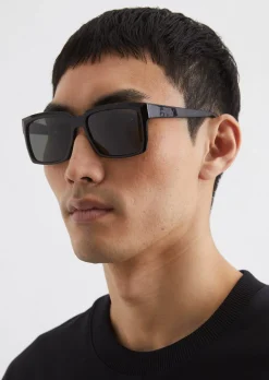 Herren-Sonnenbrille in moderner rechteckiger Form