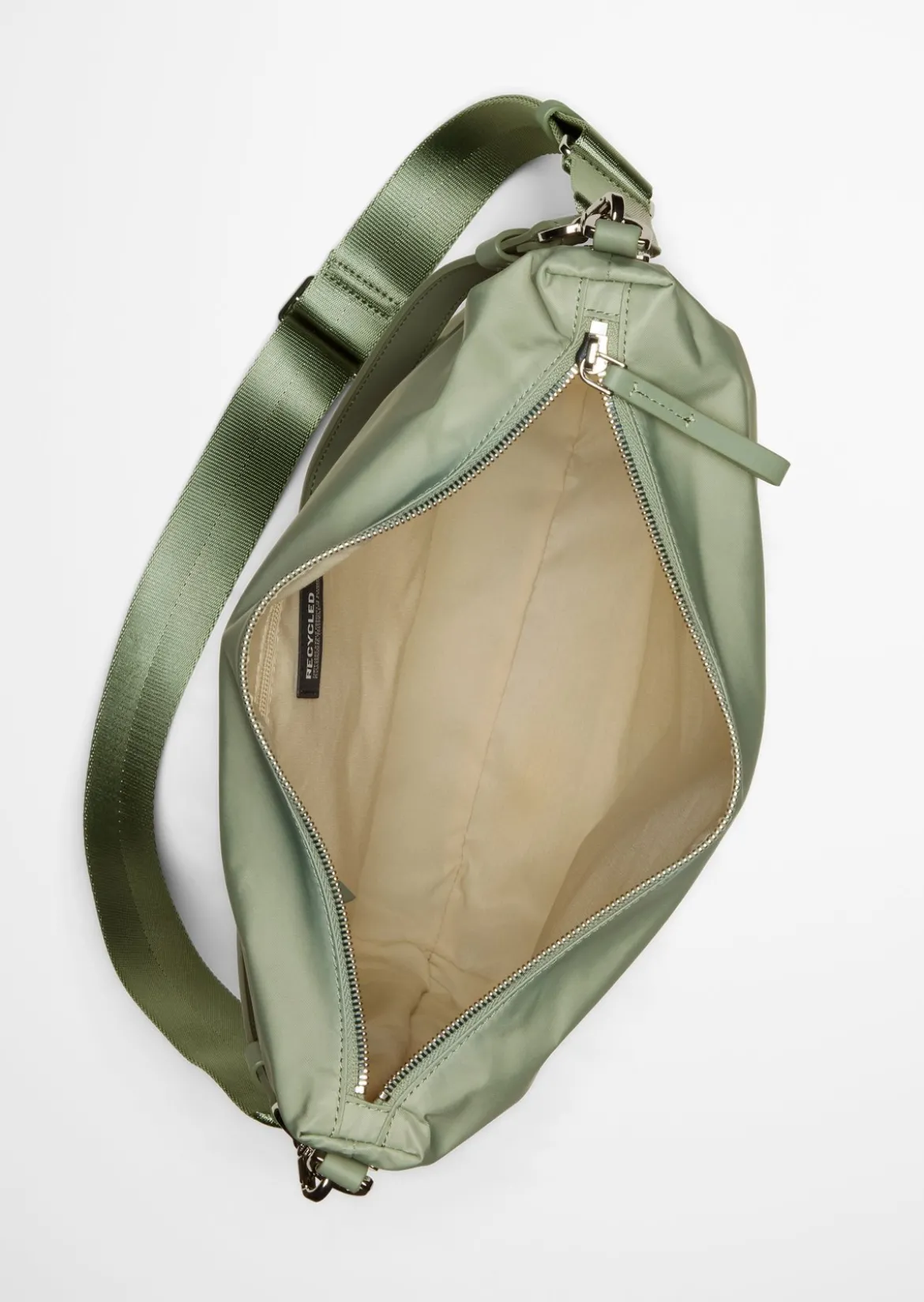 Hobo Bag aus recyceltem Material