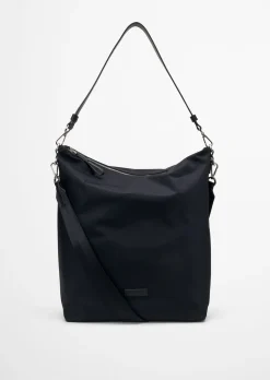 Hobo Bag aus recyceltem Material