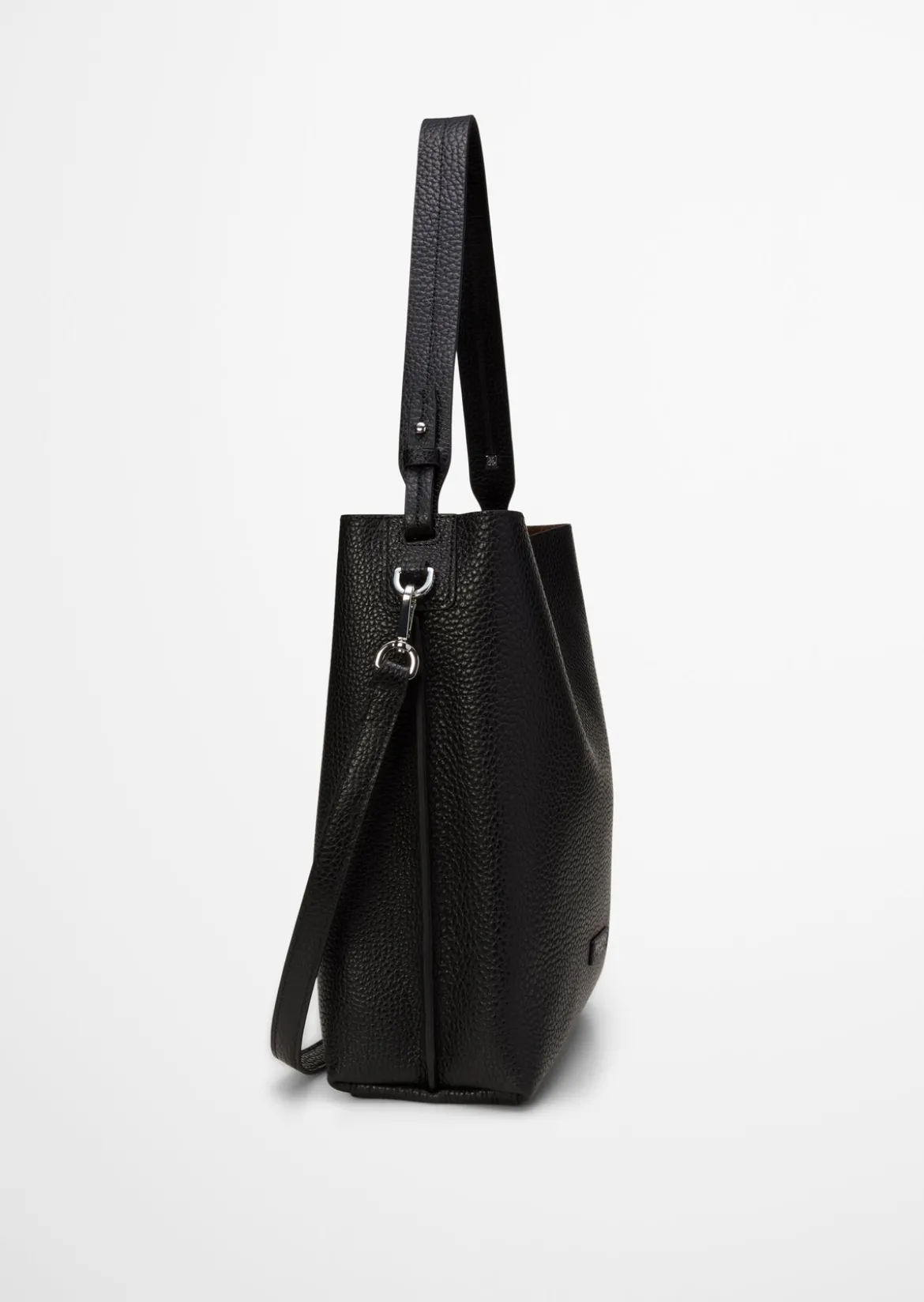 Hobo Bag medium aus genarbtem Rindleder