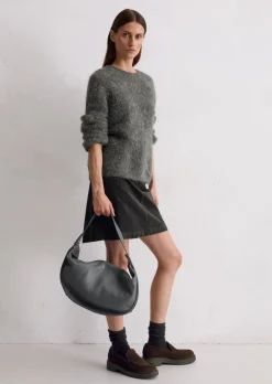 Hobo Bag medium im Slouchy-Shape mit festem Boden