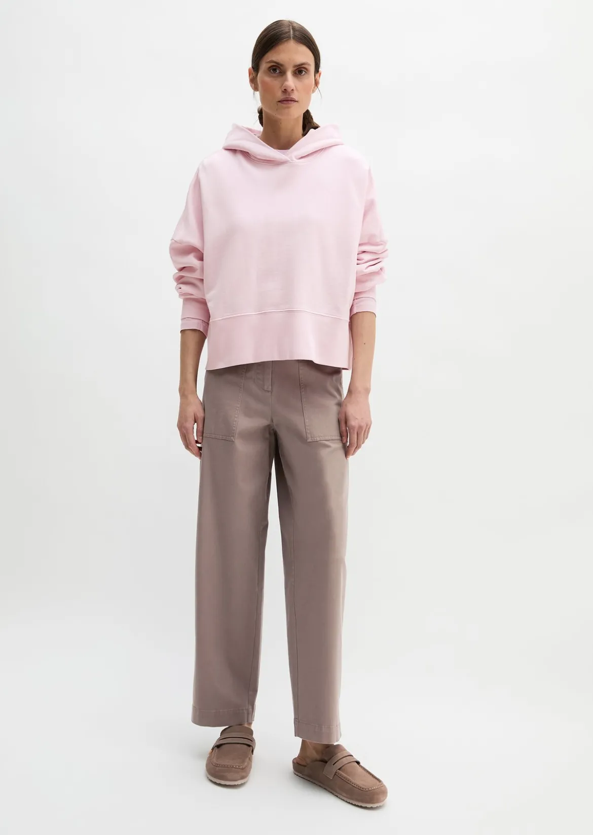 Hoodie relaxed garment-dyed mit recycelter Baumwolle