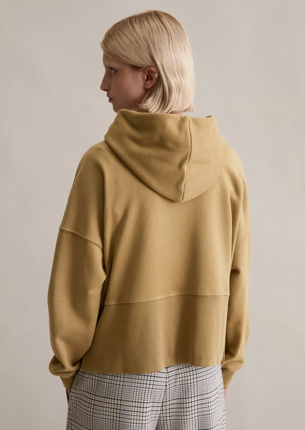 Hoodie relaxed mit breitem Rippbund