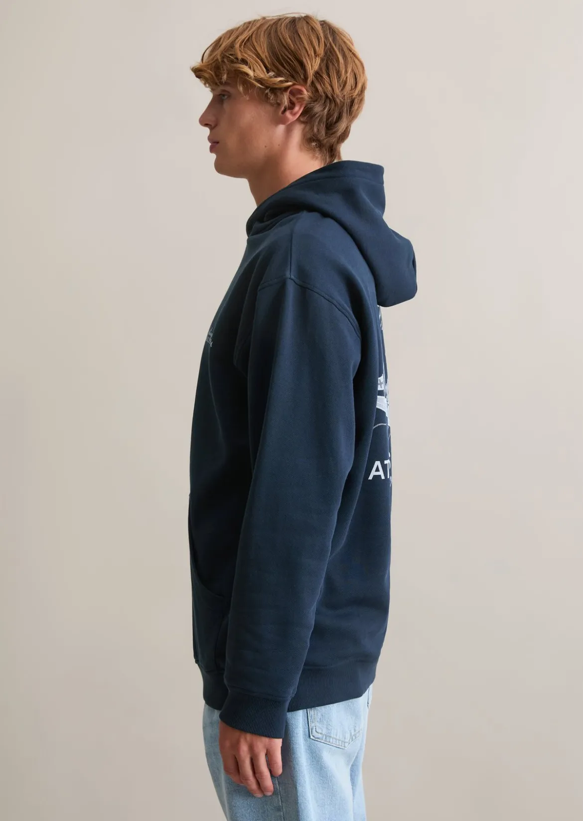Hoodie relaxed mit großem Rückenprint