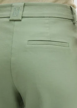Hose Model Marthe flared aus Superstretch-Twill