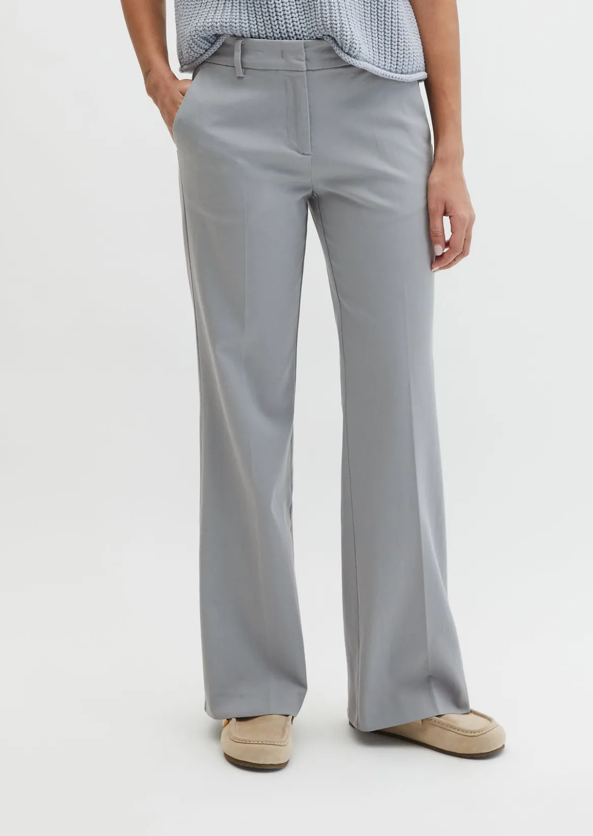 Hose Model Marthe flared aus Superstretch-Twill