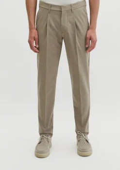 Hose Model Morot Jogger DFB Travel Collection aus leichtem Technical Wool Blend