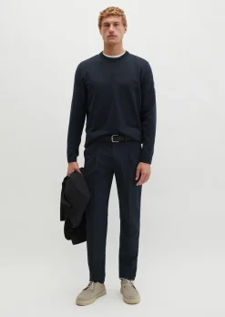 Hose Model Morot Jogger Travel Collection aus leichtem Technical Wool Blend