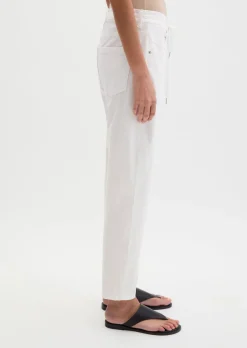 Hose Model Theda boyfriend mit TENCEL™ Lyocell