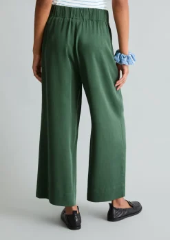 Hose relaxed aus LENZING™ Lyocell