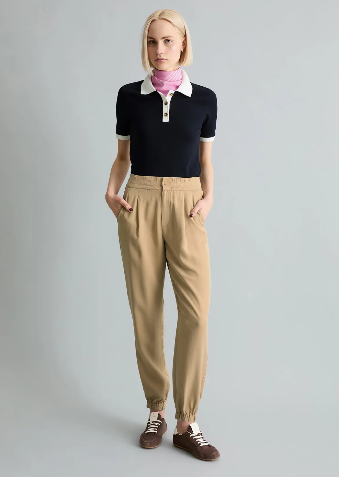 Hose relaxed aus LENZING™ Lyocell