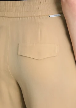 Hose relaxed aus LENZING™ Lyocell