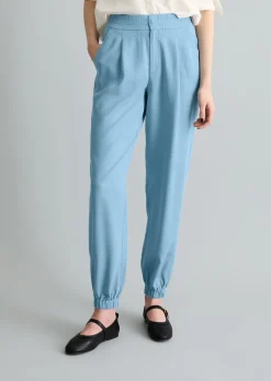 Hose relaxed aus LENZING™ Lyocell