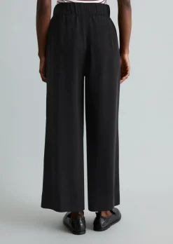 Hose relaxed aus LENZING™ Lyocell
