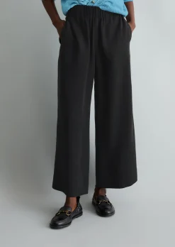 Hose relaxed aus LENZING™ Lyocell