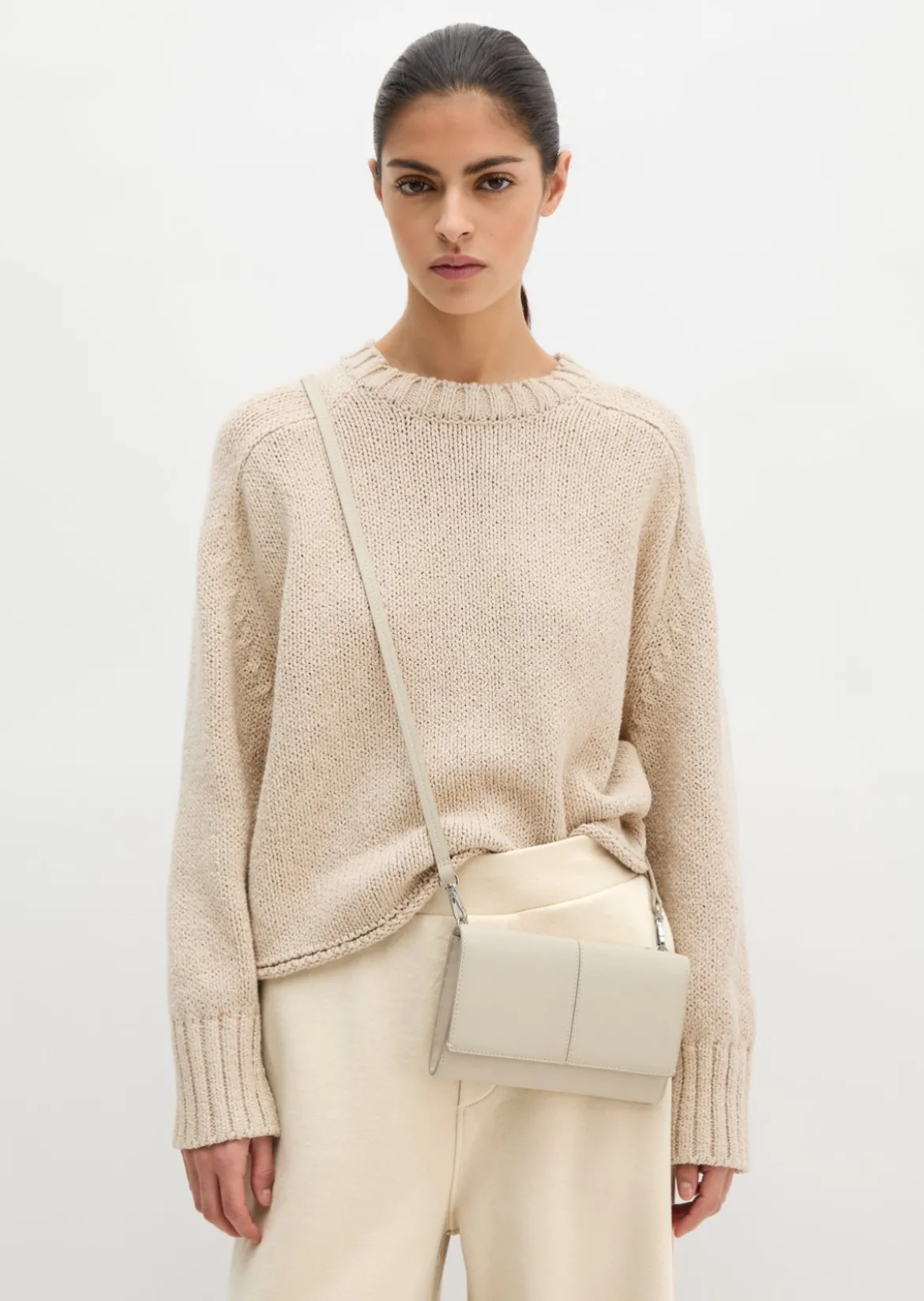 2in1 Crossbody Bag aus fein genarbtem Rindleder