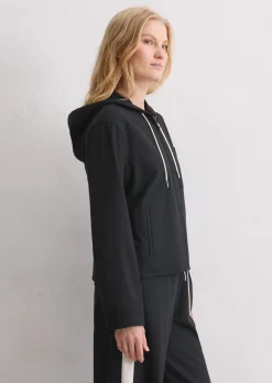 Indoor-Kapuzenjacke regular aus recyceltem Polyester und Viskose