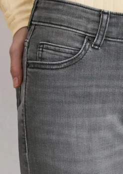 Jeans Model Alby slim aus stretchigem Bio-Baumwolle-Mix