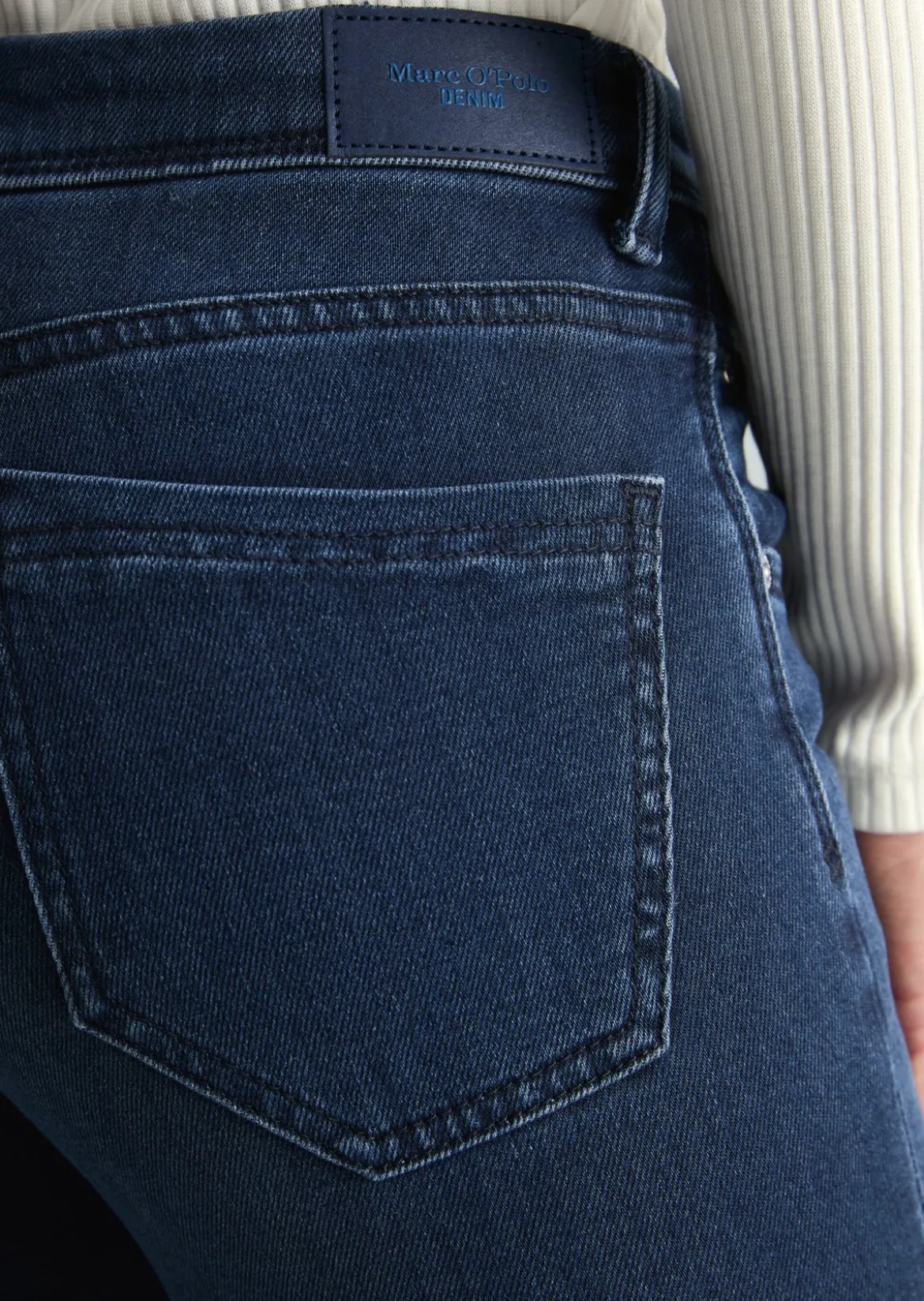 Jeans Model Alva slim aus Organic Cotton-Lyocell-Mix