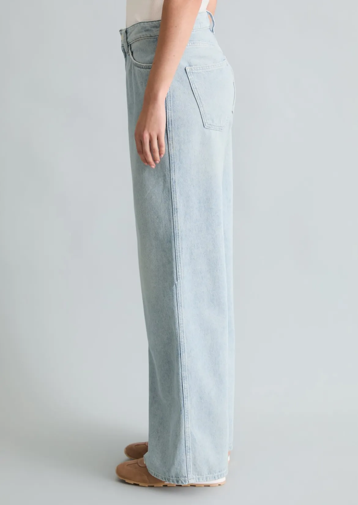 Jeans Model Anjo extra wide aus Rigid Denim