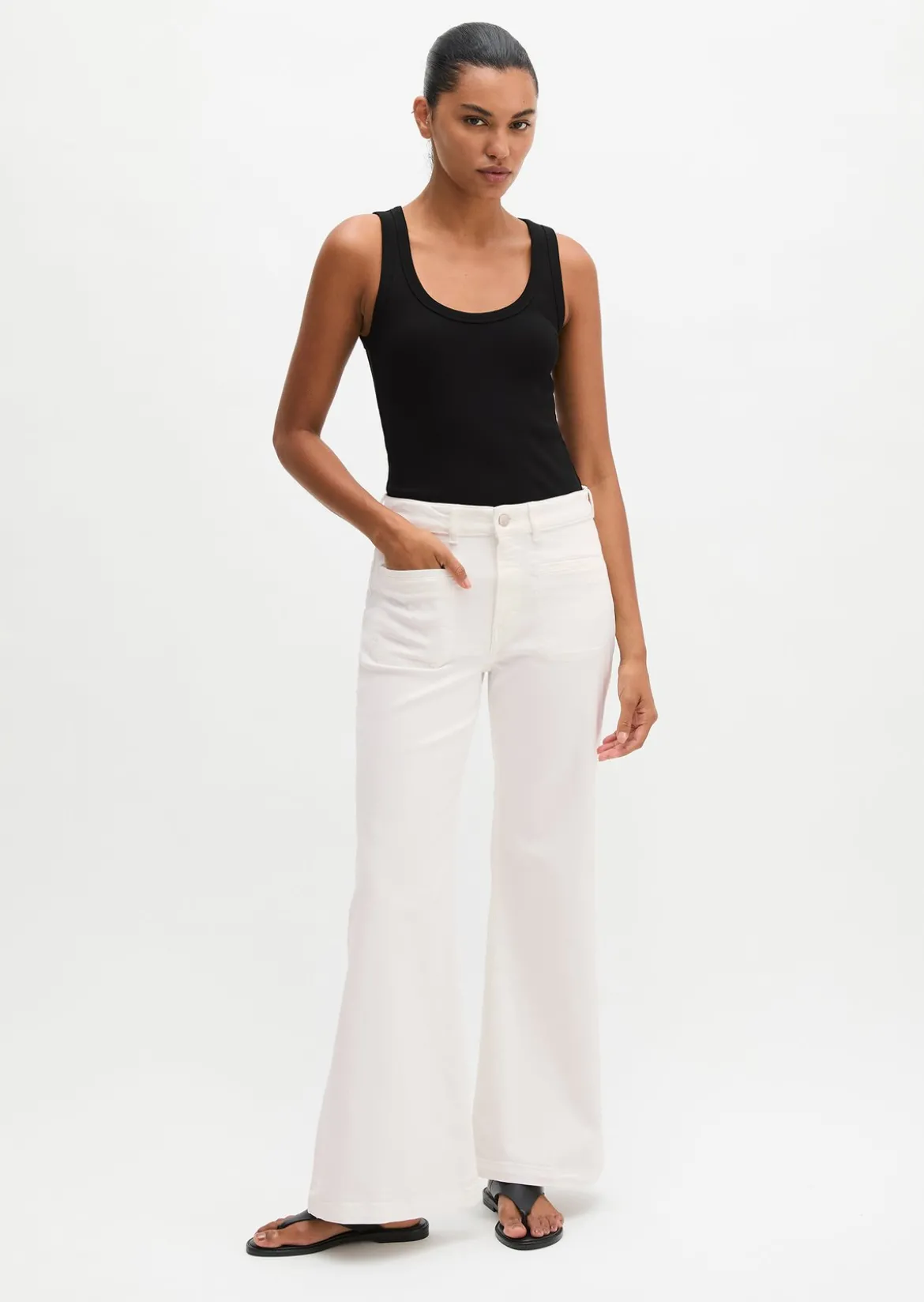Jeans Model Caya flared aus Left Hand Denim