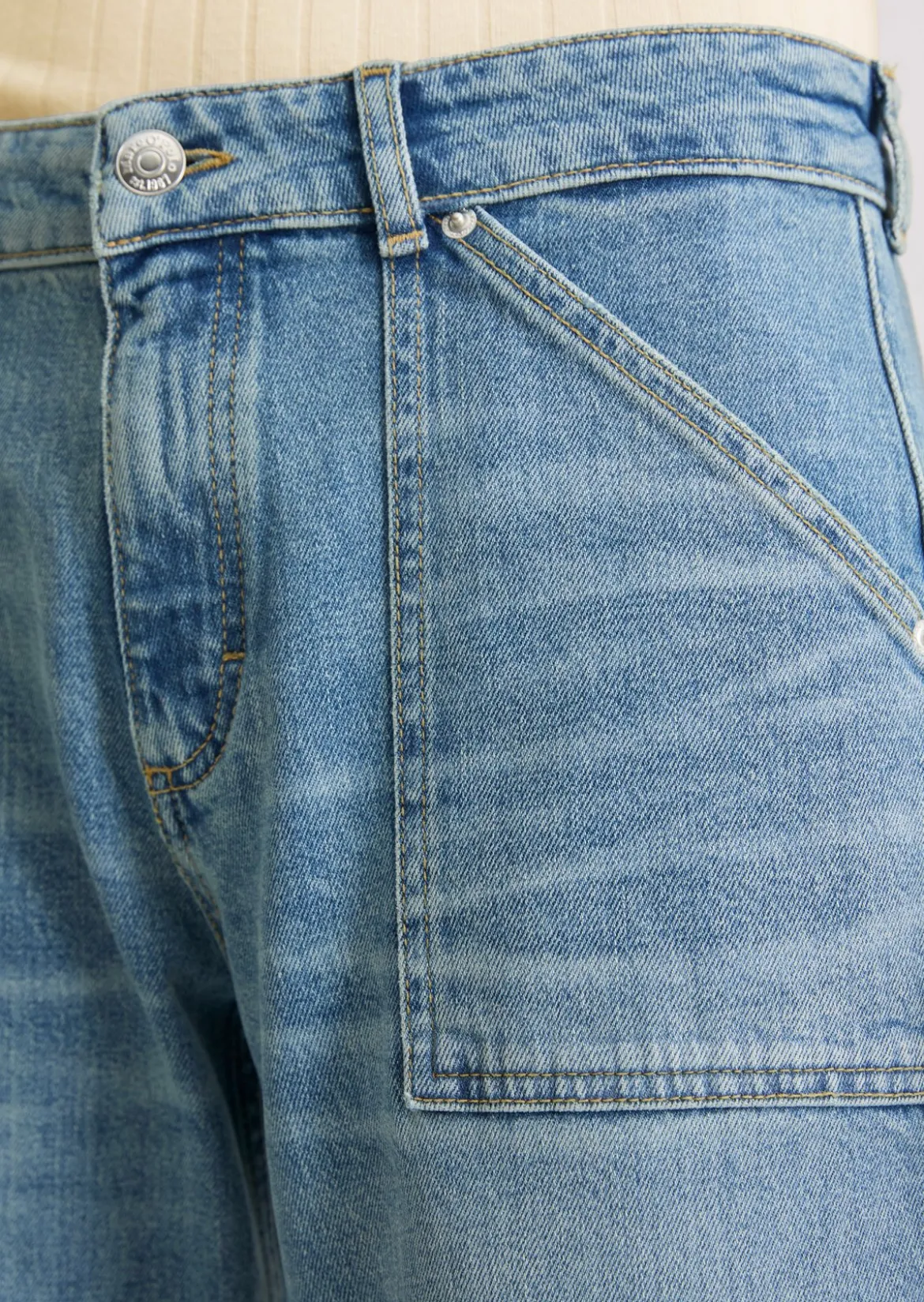 Jeans Model Caya mit CIRCULOSE®