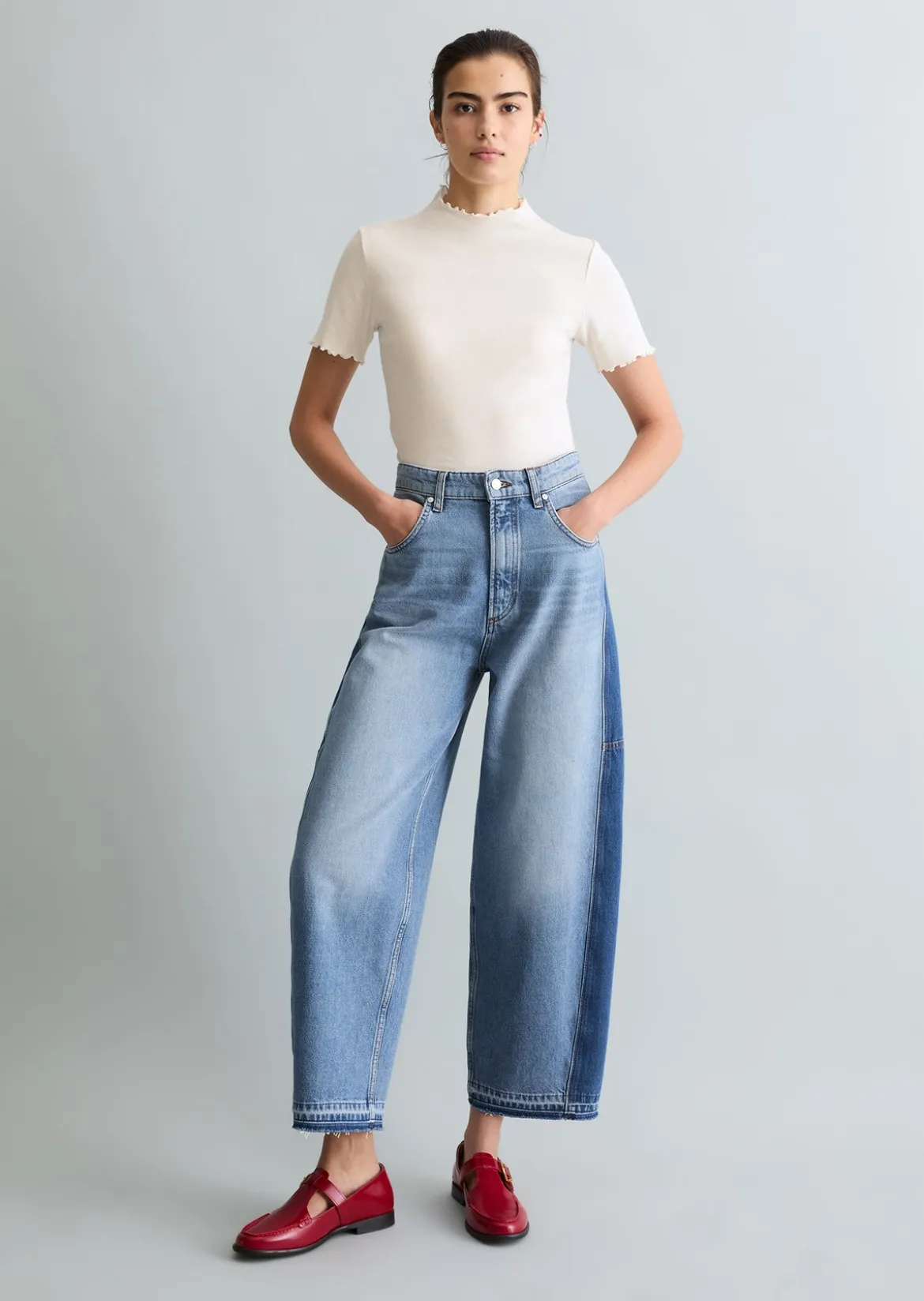 Jeans Model Enni wide barrel cropped mit Ananasblattfasern