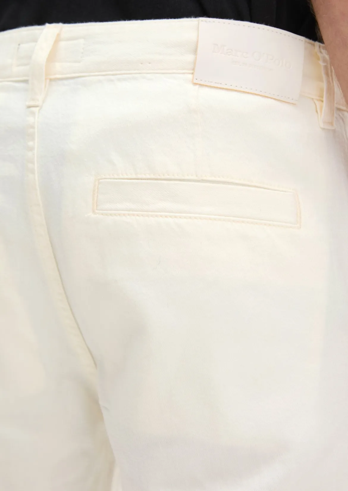 Jeans Model Kalmo straight aus Bio-Baumwolle und Leinen