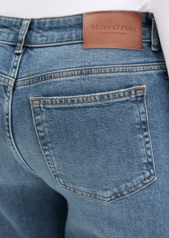 Jeans Model Kiruna flared aus Organic-Cotton-Mix-Stretch