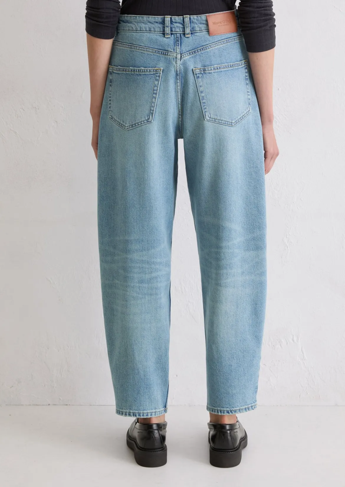 Jeans Model Lara barrel cropped mit CIRCULOSE®