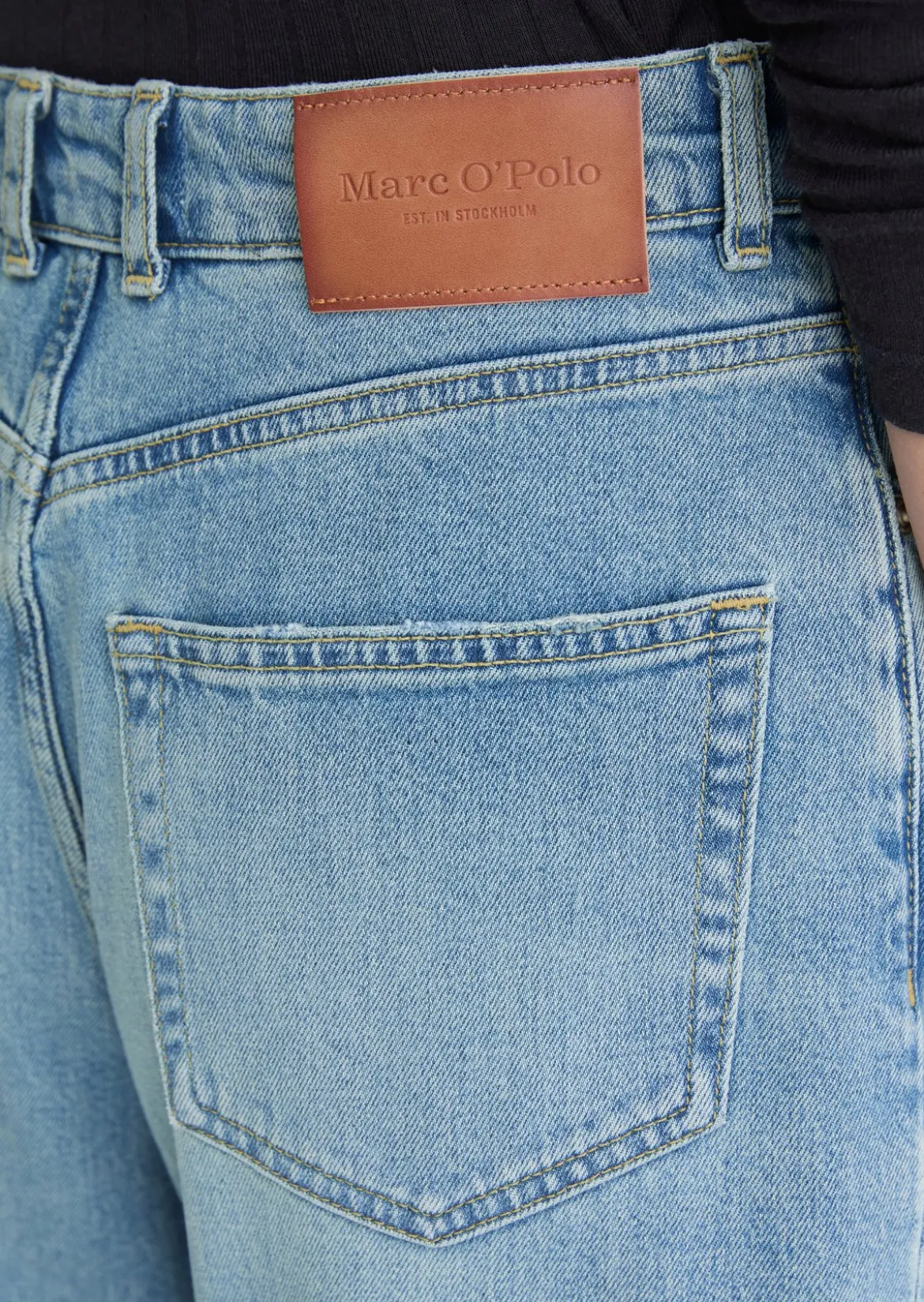 Jeans Model Lara barrel cropped mit CIRCULOSE®