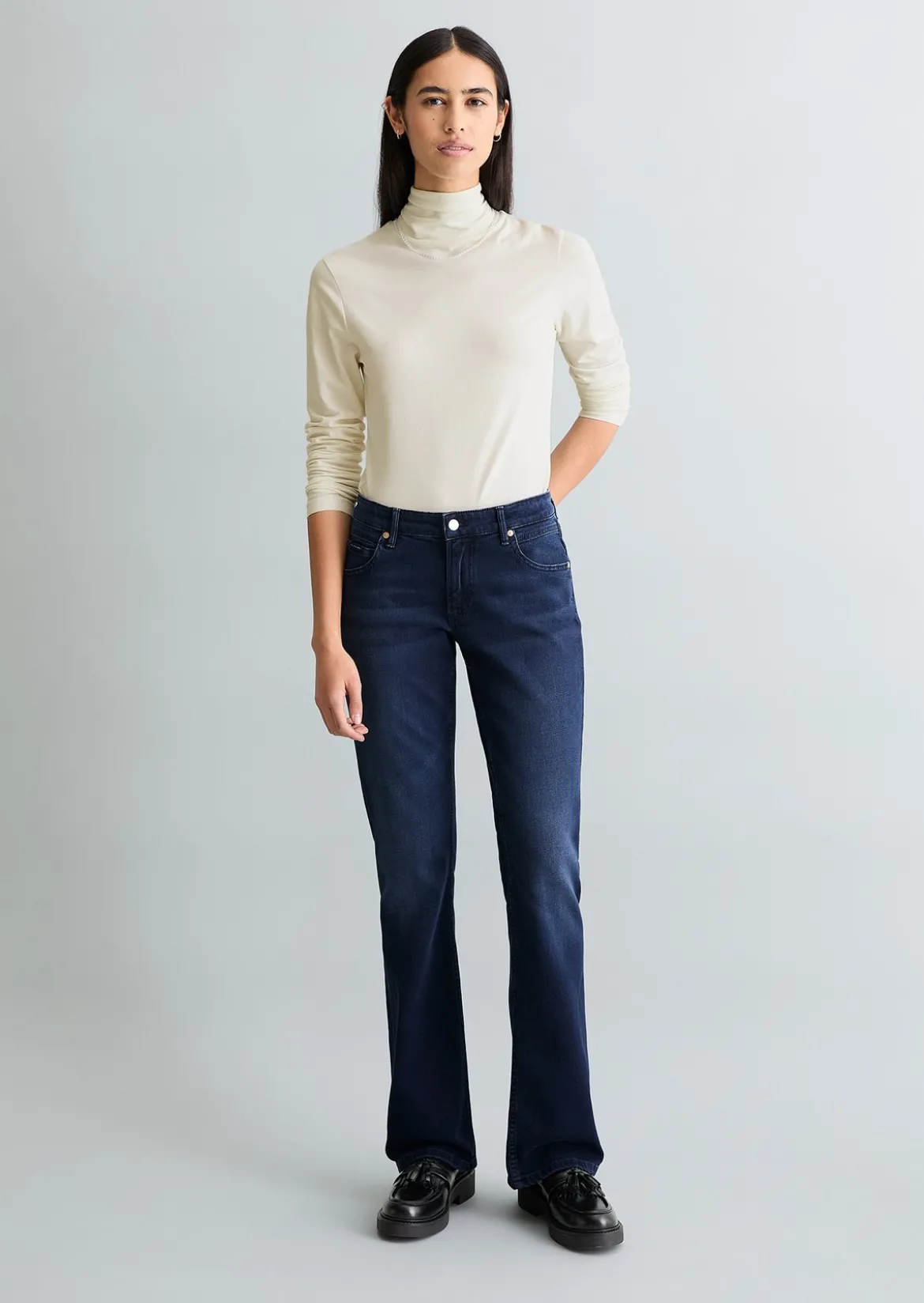 Jeans Model Nella slim bootcut aus Organic-Cotton-Stretch