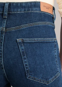 Jeans Model Onna straight aus weichem Organic-Cotton-Lyocell-Stretch