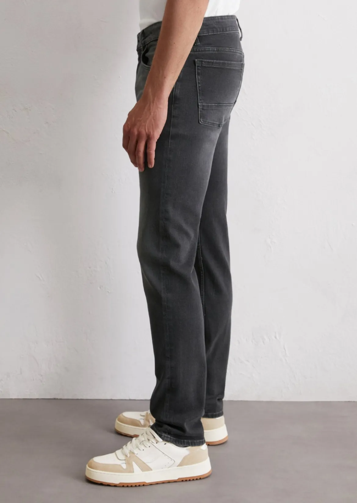 Jeans Model Sjöbo shaped aus Bio-Baumwoll-Mix