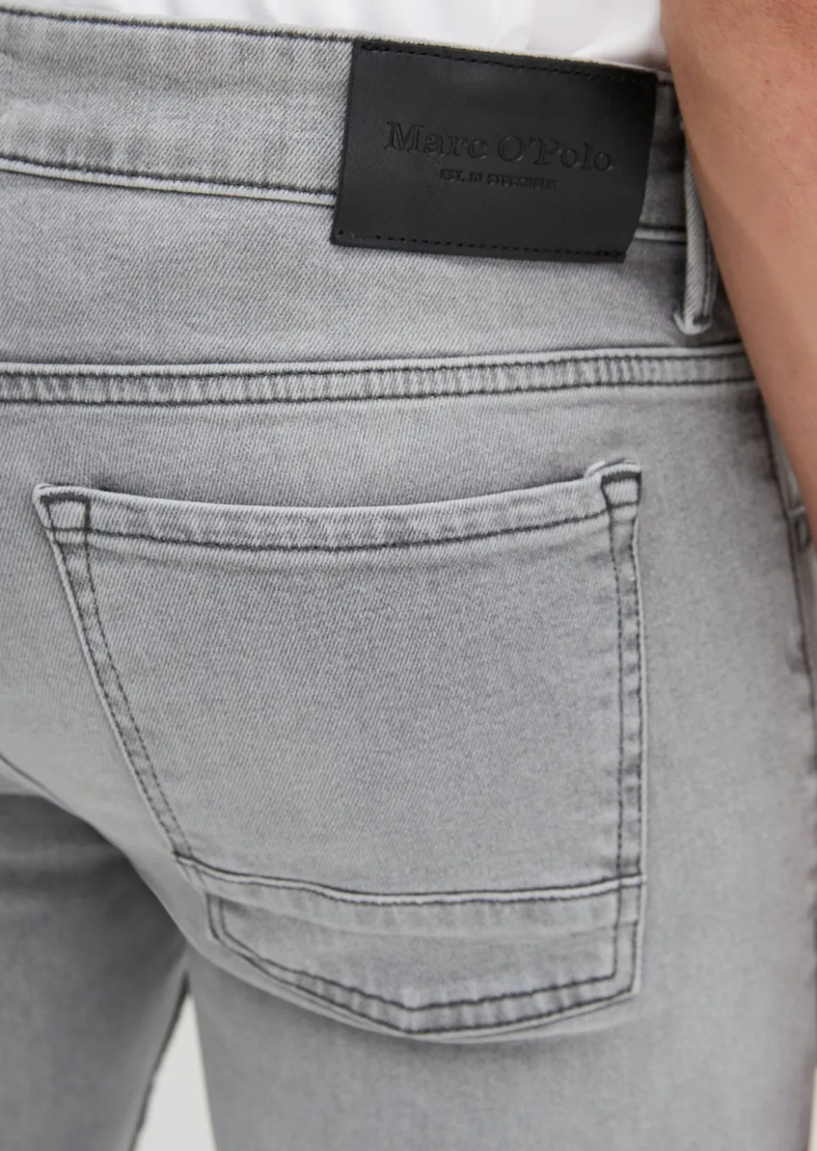 Jeans Model Sjöbo shaped aus Bio-Baumwoll-Mix