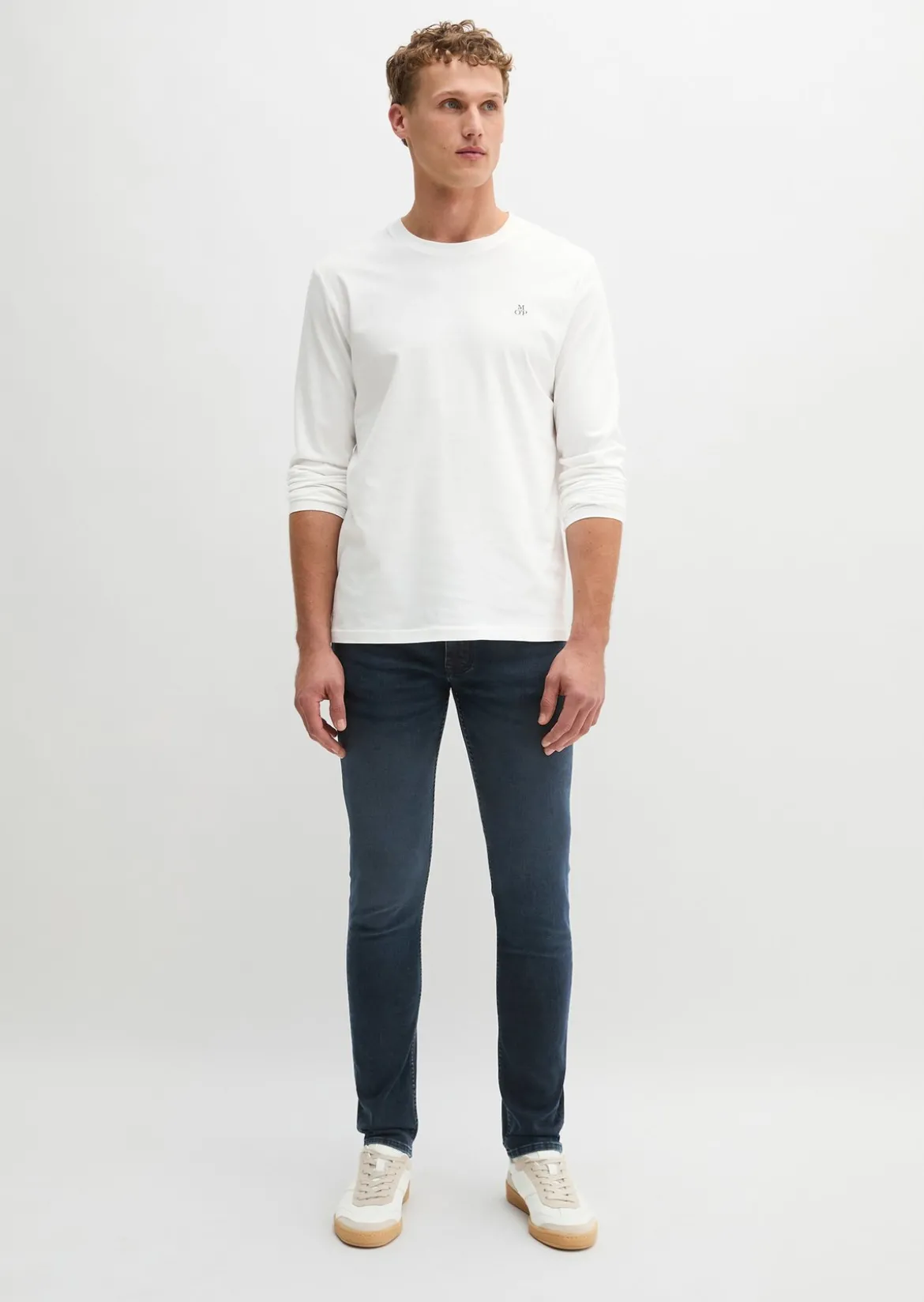 Jeans Model Sjöbo shaped aus hochwertigem Bio-Baumwoll-Mix