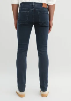 Jeans Model Sjöbo shaped aus hochwertigem Bio-Baumwoll-Mix