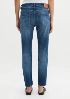 Jeans Model Theda boyfriend cropped mit zwei Knöpfen
