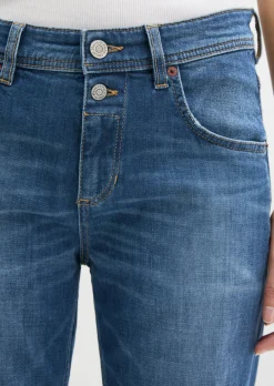 Jeans Model Theda boyfriend cropped mit zwei Knöpfen