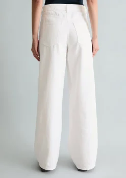 Jeans Model Tomke wide aus weichem Organic-Cotton-Lyocell-Mix