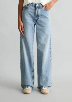 Jeans Model Tomma wide aus leichter Bio-Baumwoll-Qualität