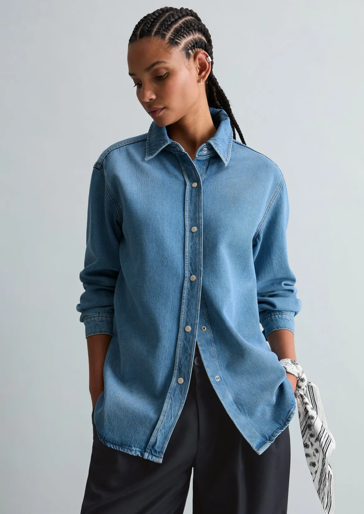Jeansbluse oversized aus Lyocell-Mix ohne Stretch