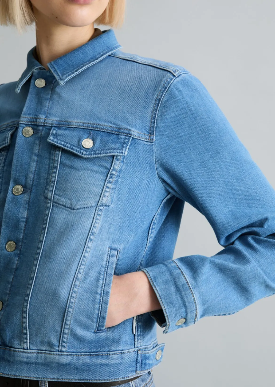 Jeansjacke oversize aus hochwertigem Organic Cotton-Stretch
