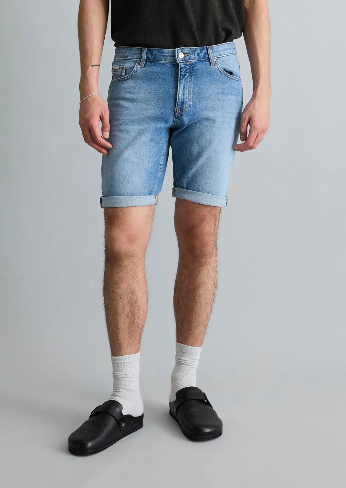 Jeans-Shorts Model Mats tapered aus Bio-Baumwoll-Mix