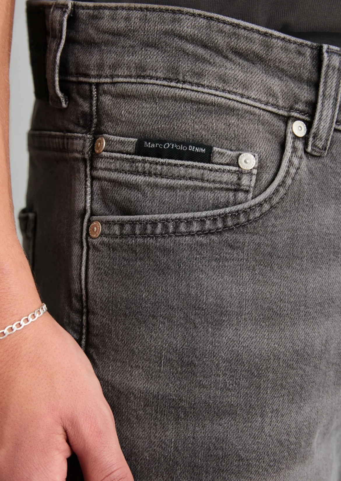 Jeansshorts Model Mats tapered aus Bio-Baumwoll-Mix