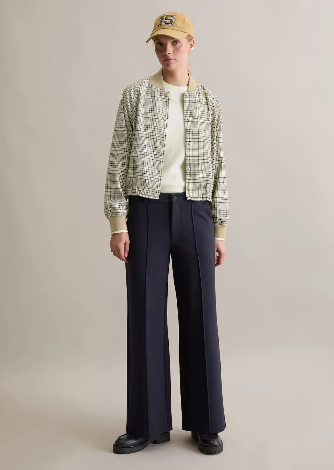 Jersey Straight Leg Pants aus kompakter Interlock-Qualität