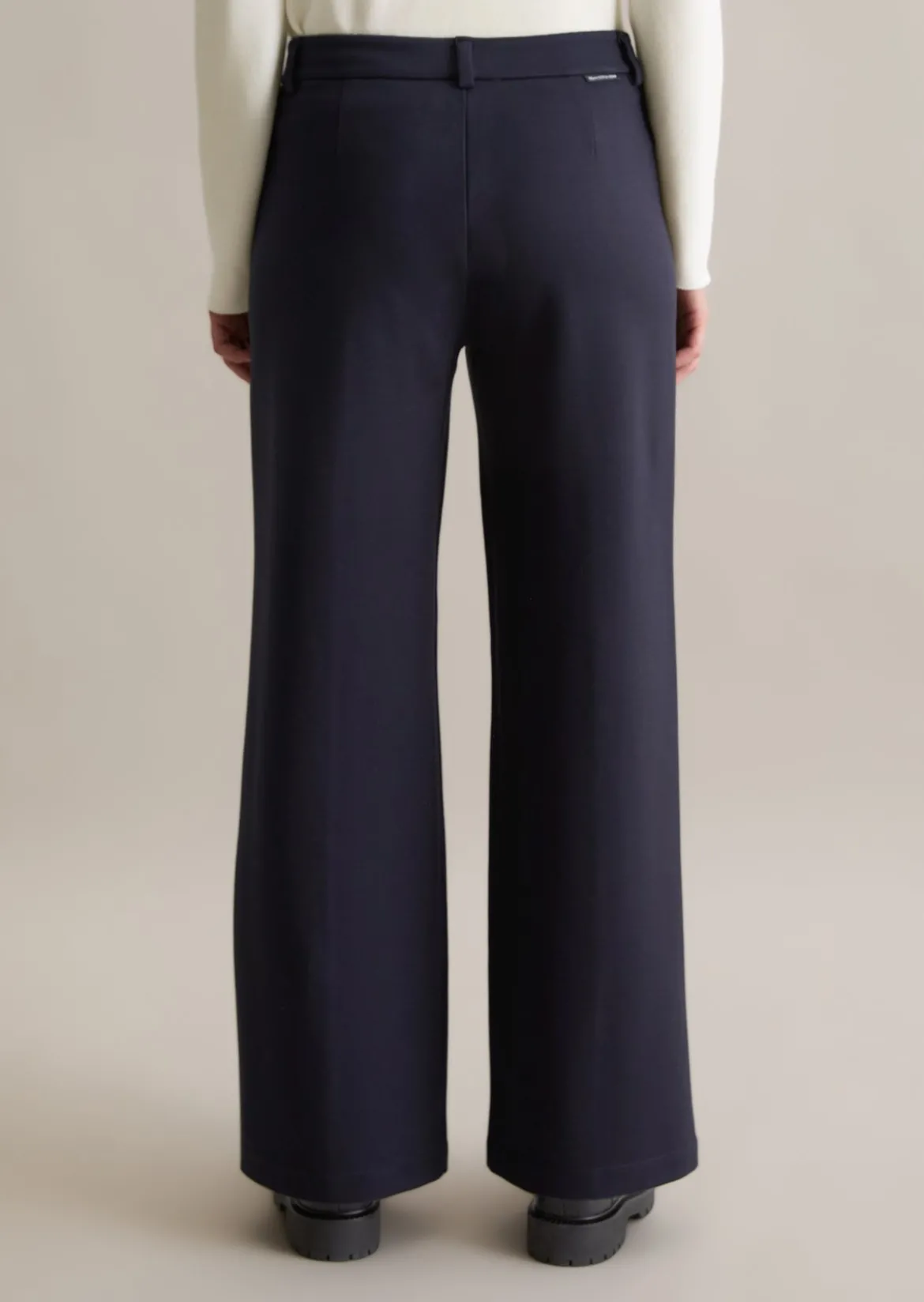Jersey Straight Leg Pants aus kompakter Interlock-Qualität