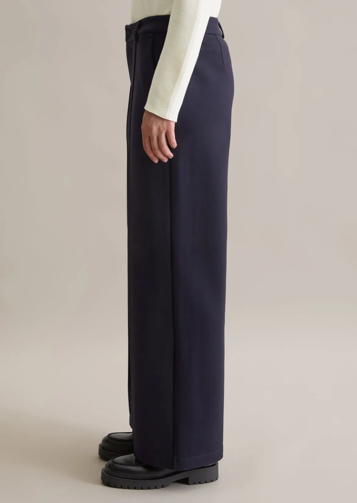 Jersey Straight Leg Pants aus kompakter Interlock-Qualität